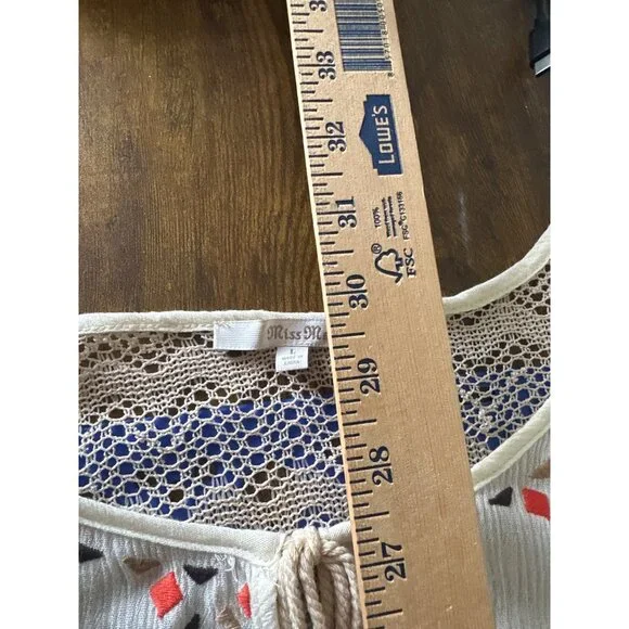 Miss Me Womens Large Beige Crochet Fringe Kimono BOHO Embroidered Details & Tass - Picture 4 of 7